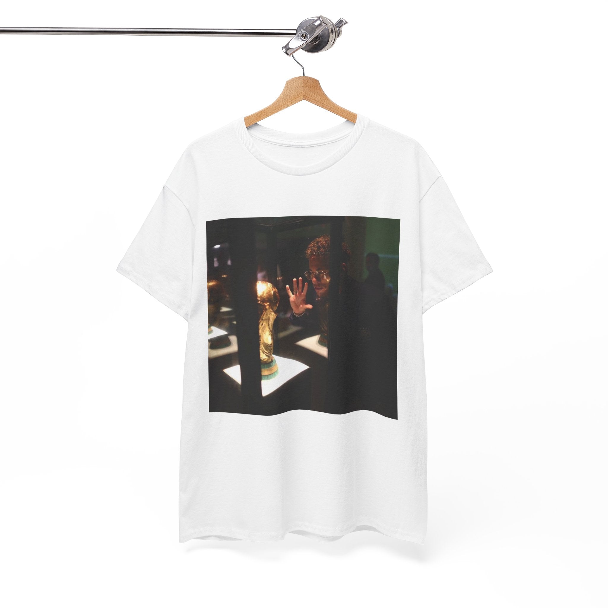 T-Shirt - Vintage Admiring World Cup Tee